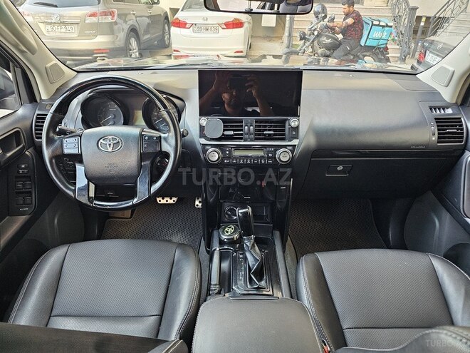 Toyota Land Cruiser Prado 2010, 328,000 km - 2.7 л - Bakı