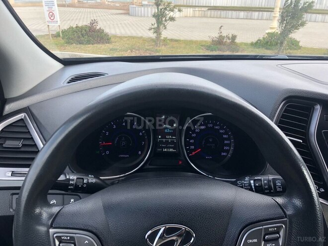 Hyundai Santa Fe 2013, 159,000 km - 3.3 l - Quba