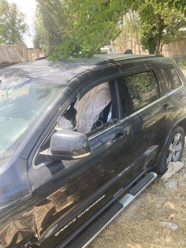 Jeep Grand Cherokee 2013, 258,000 km - 3.6 l - Sumqayıt