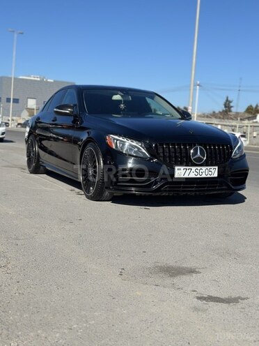 Mercedes C 300 4MATIC 2015, 240,000 km - 3.5 l - Bakı