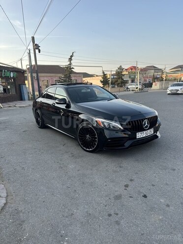 Mercedes C 300 4MATIC 2015, 240,000 km - 3.5 l - Bakı