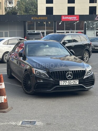 Mercedes C 300 4MATIC 2015, 240,000 km - 3.5 l - Bakı
