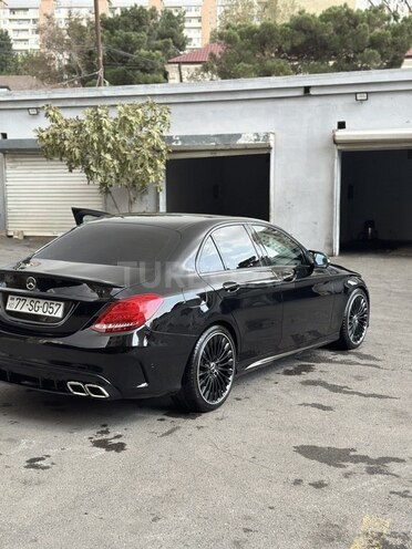 Mercedes C 300 4MATIC 2015, 240,000 km - 3.5 l - Bakı