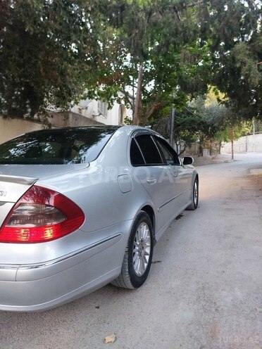 Mercedes E 270 2002, 165,000 km - 2.7 l - Gəncə
