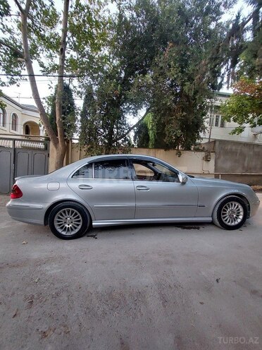 Mercedes E 270 2002, 165,000 km - 2.7 l - Gəncə