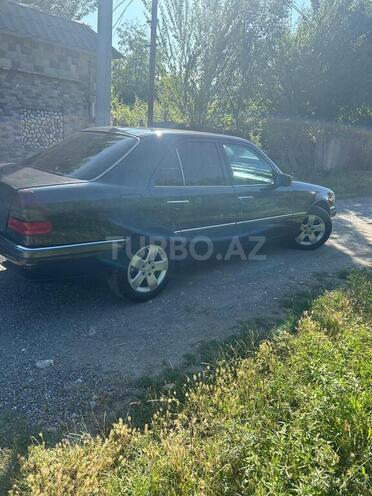 Mercedes C 220 1995, 300,000 km - 2.2 l - İsmayıllı