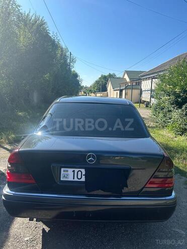 Mercedes C 220 1995, 300,000 km - 2.2 l - İsmayıllı