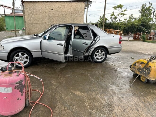 Mercedes C 180 1997, 485,700 km - 1.8 л - Bərdə