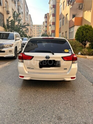 Toyota Corolla Fielder 2018, 139,000 km - 1.5 l - Bakı