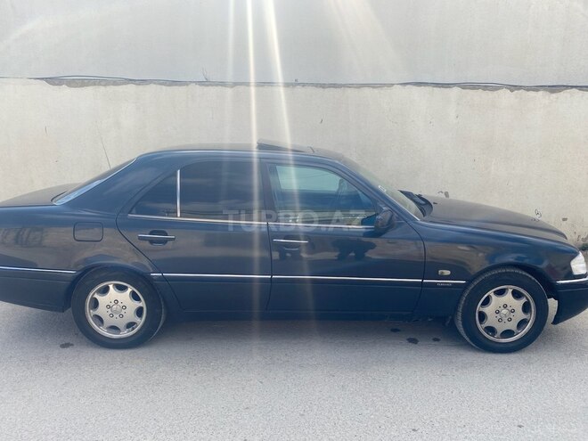 Mercedes C 220 1996, 300,000 km - 2.2 l - Bakı