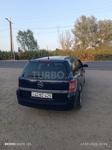 Opel Astra 2006, 280,000 km - 1.3 l - Lənkəran