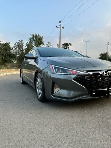Hyundai Elantra 2019, 121,850 km - 2.0 л - Qazax