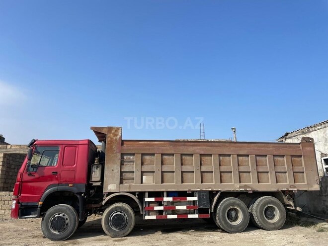 HOWO Sinotruk 2012, 375,000 km - 10.0 l - Qobustan