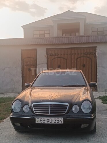 Mercedes E 240 2000, 385,000 km - 2.6 l - Mingəçevir