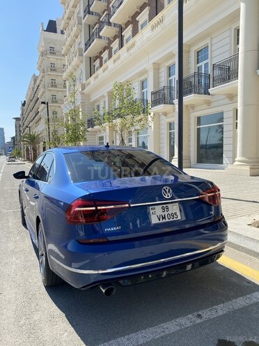 Volkswagen Passat (North America) 2017, 175,000 km - 1.8 l - Bakı