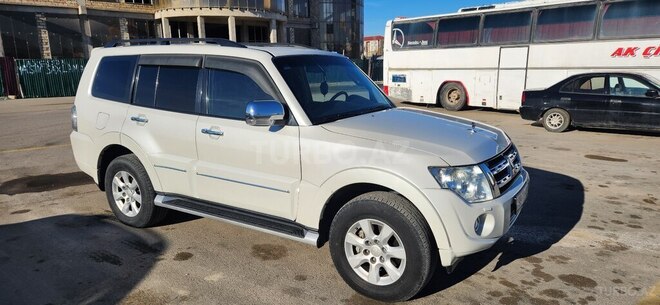 Mitsubishi Pajero 2013, 161,000 km - 3.8 l - Bakı