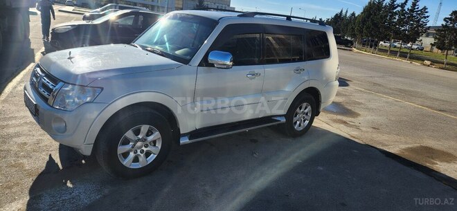 Mitsubishi Pajero 2013, 161,000 km - 3.8 l - Bakı