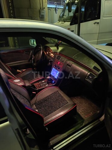 Mercedes E 300 1997, 553,000 km - 3.0 l - Bakı