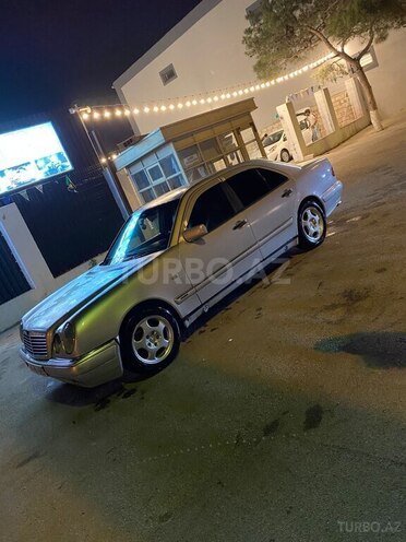 Mercedes E 300 1997, 553,000 km - 3.0 l - Bakı