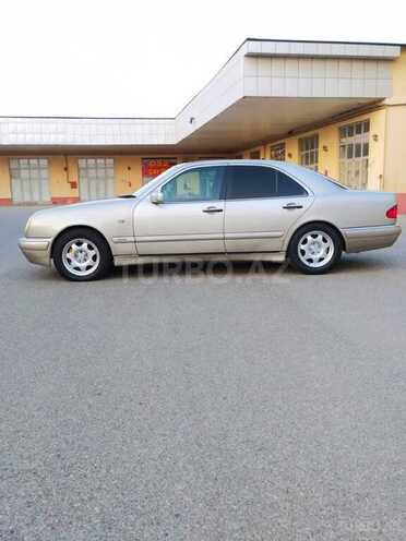 Mercedes E 230 1995, 343,352 km - 2.3 l - İmişli