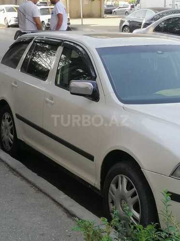 Skoda Octavia 2005, 267,000 km - 2.0 l - Bakı