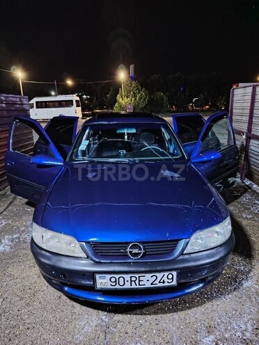 Opel Vectra 1995, 2,312 km - 2.0 l - Sumqayıt