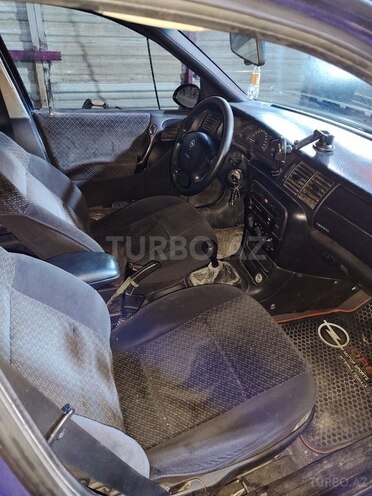 Opel Vectra 1995, 2,312 km - 2.0 l - Sumqayıt