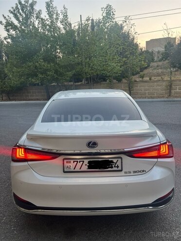 Lexus ES 300h 2019, 63,800 km - 2.5 l - Bakı