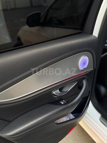 Mercedes E 300 d 2018, 197,000 km - 2.0 l - Gəncə