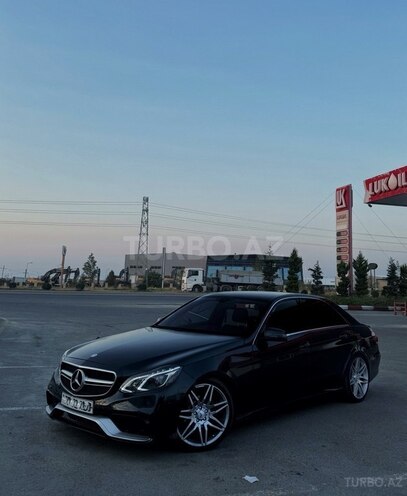 Mercedes E 220 2014, 290,000 km - 2.1 l - Bakı