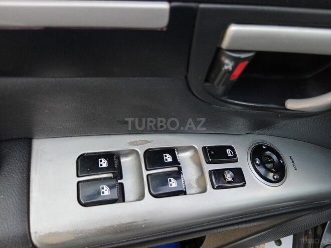 Hyundai Santa Fe 2006, 270,000 km - 2.7 л - Bərdə