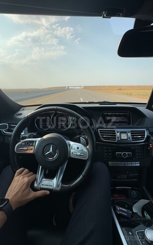 Mercedes E 220 2014, 290,000 km - 2.1 l - Bakı