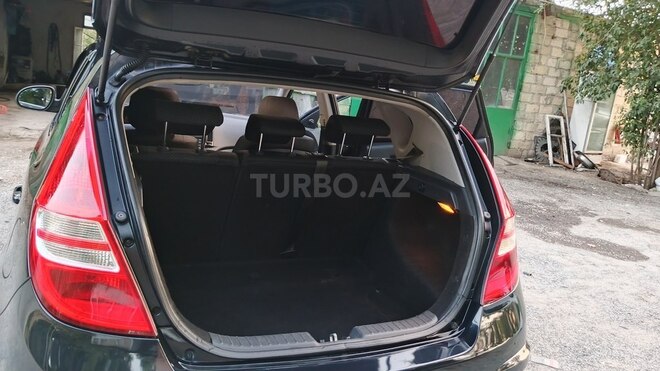 Hyundai i30 2010, 374,000 km - 1.6 l - Bərdə