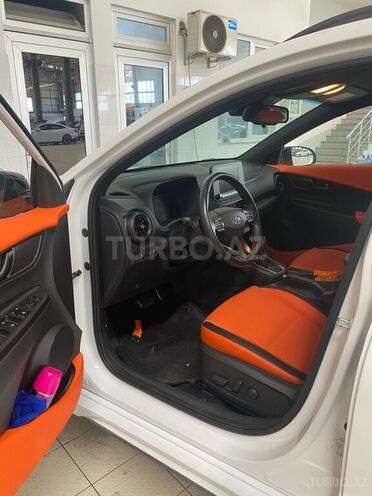 Hyundai Kona 2022, 24,000 km - 1.6 л - Bakı