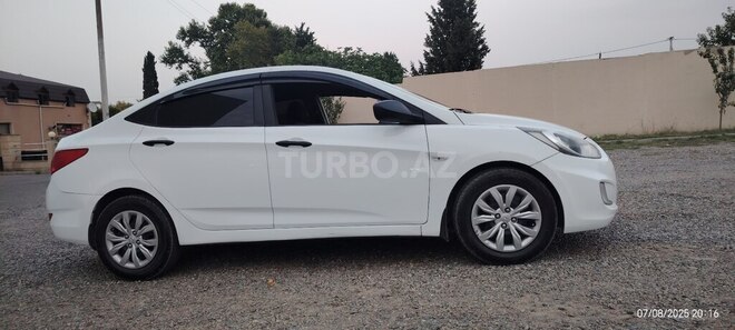 Hyundai Accent 2013, 22,415 km - 1.4 l - Qazax