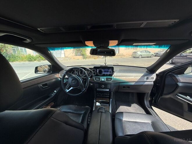 Mercedes E 220 2015, 211,000 km - 2.1 l - Bakı