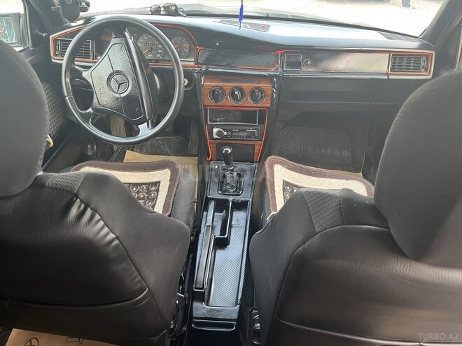 Mercedes 190 1993, 370,000 km - 1.8 l - Qəbələ