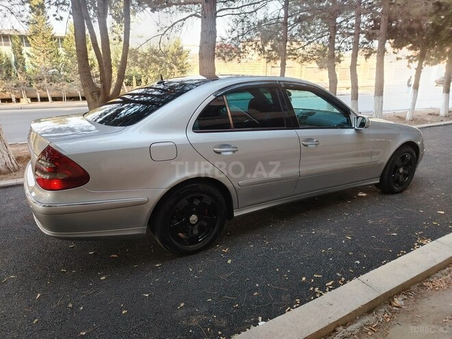Mercedes E 270 2003, 610,215 km - 2.7 l - Sumqayıt