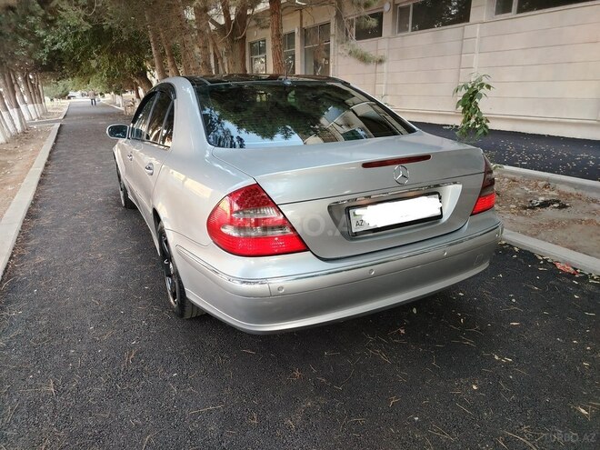 Mercedes E 270 2003, 610,215 km - 2.7 l - Sumqayıt