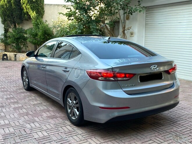 Hyundai Elantra 2016, 57,284 km - 2.0 l - Bakı