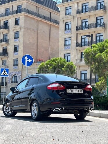 Ford Fiesta 2017, 144,610 km - 1.6 l - Bakı