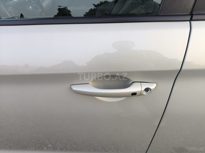 Hyundai Elantra 2017, 88,000 km - 2.0 l - Bakı