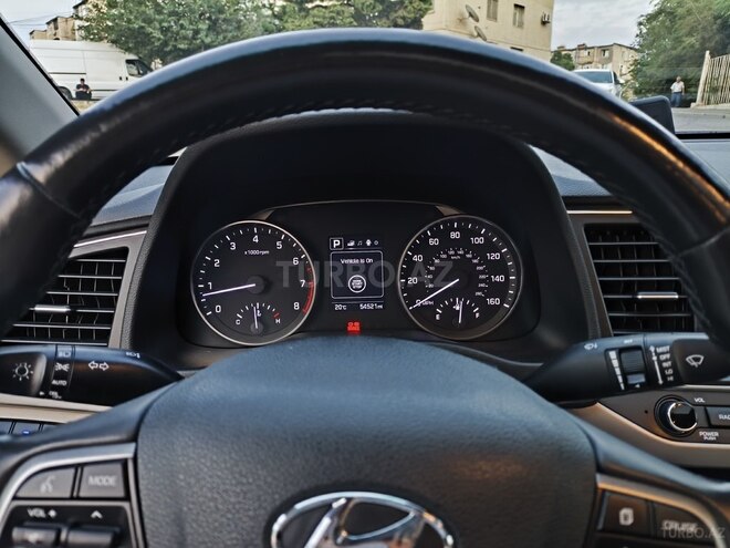 Hyundai Elantra 2017, 88,000 km - 2.0 l - Bakı