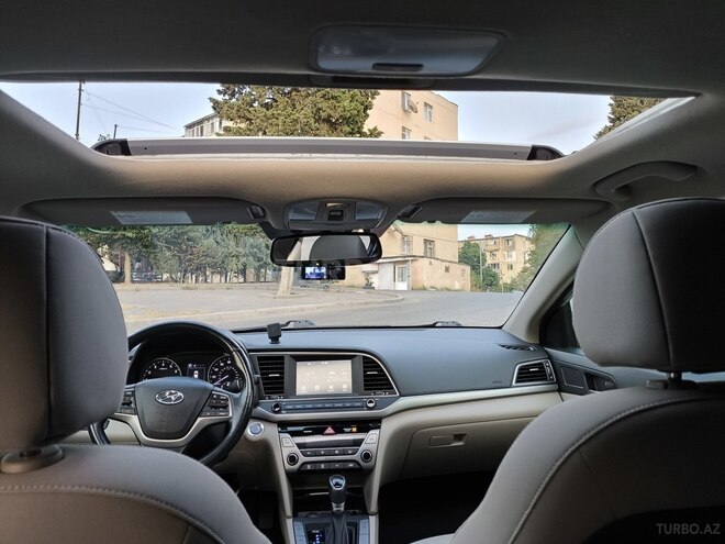 Hyundai Elantra 2017, 88,000 km - 2.0 l - Bakı