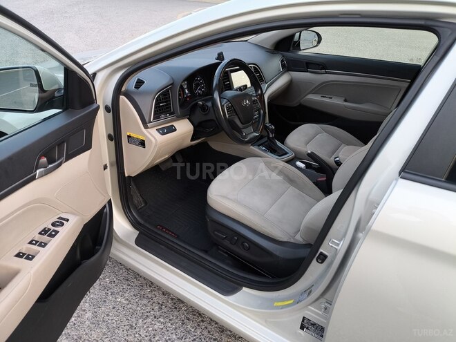 Hyundai Elantra 2017, 88,000 km - 2.0 l - Bakı