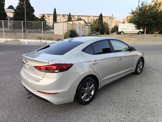 Hyundai Elantra 2017, 88,000 km - 2.0 l - Bakı