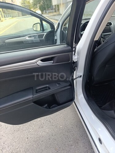 Ford Fusion (North America) 2017, 296,000 km - 2.0 л - Bakı