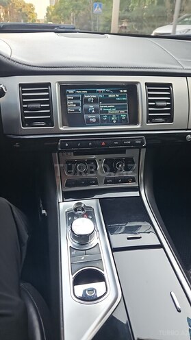 Jaguar XF 2011, 283,000 km - 3.0 l - Bakı