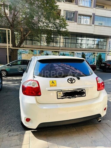 Toyota Auris 2011, 258,000 km - 1.4 l - Bakı