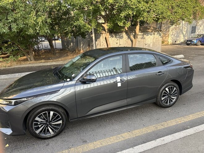 Changan Qiyuan A05 2025, 0 km - 1.5 l - Bakı